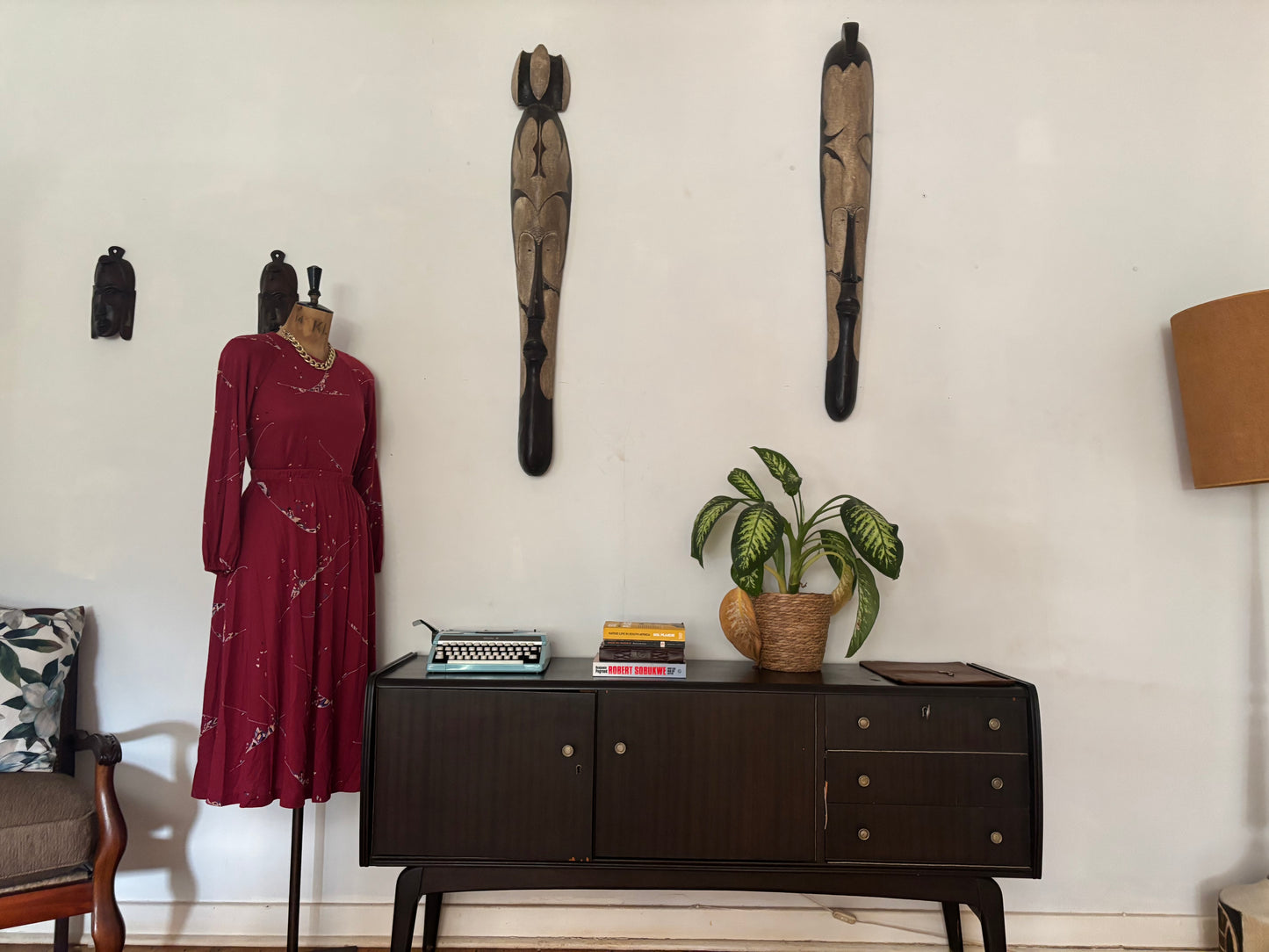 Maroon vintage set