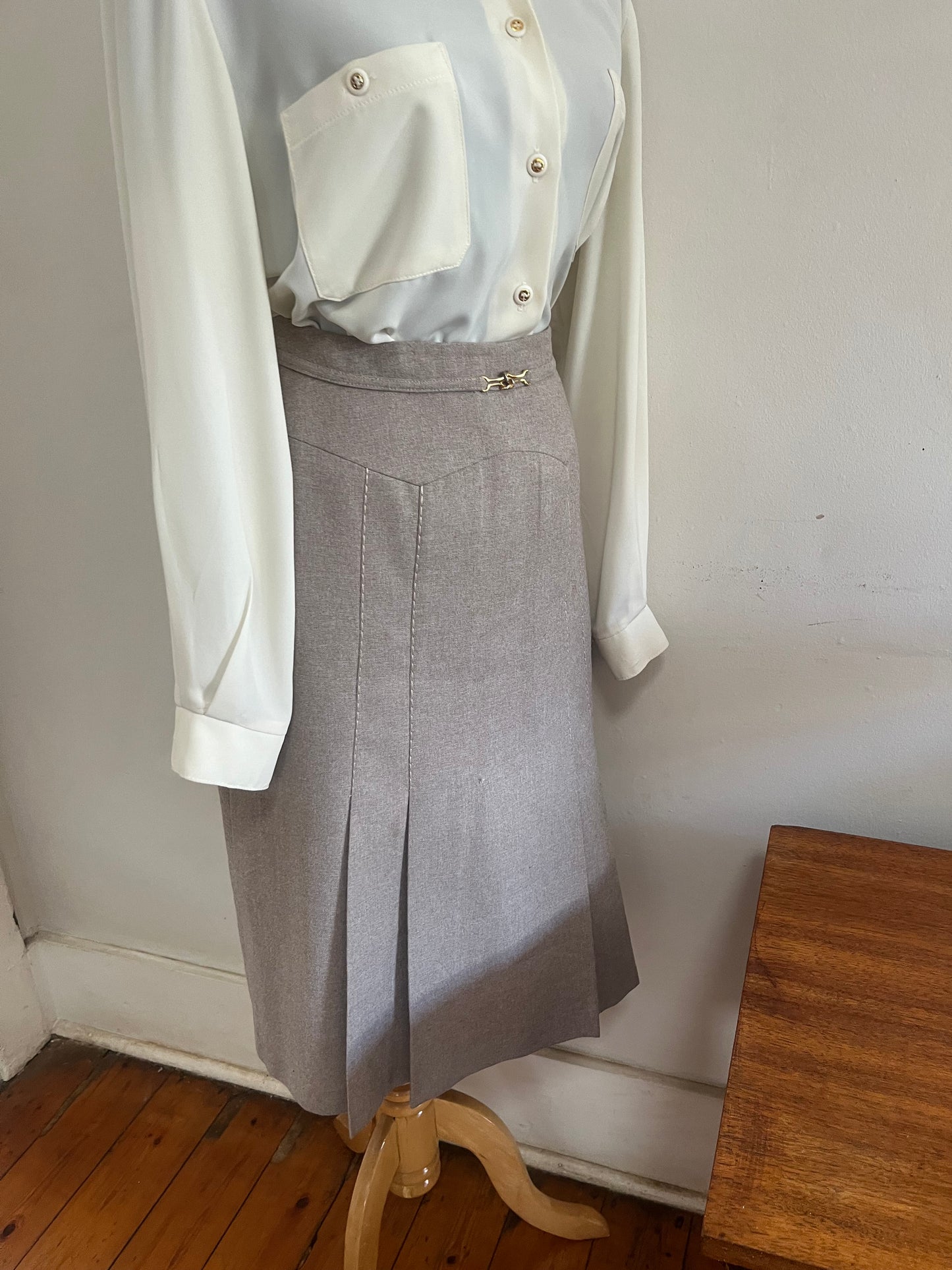 Oatmeal vintage winter skirt