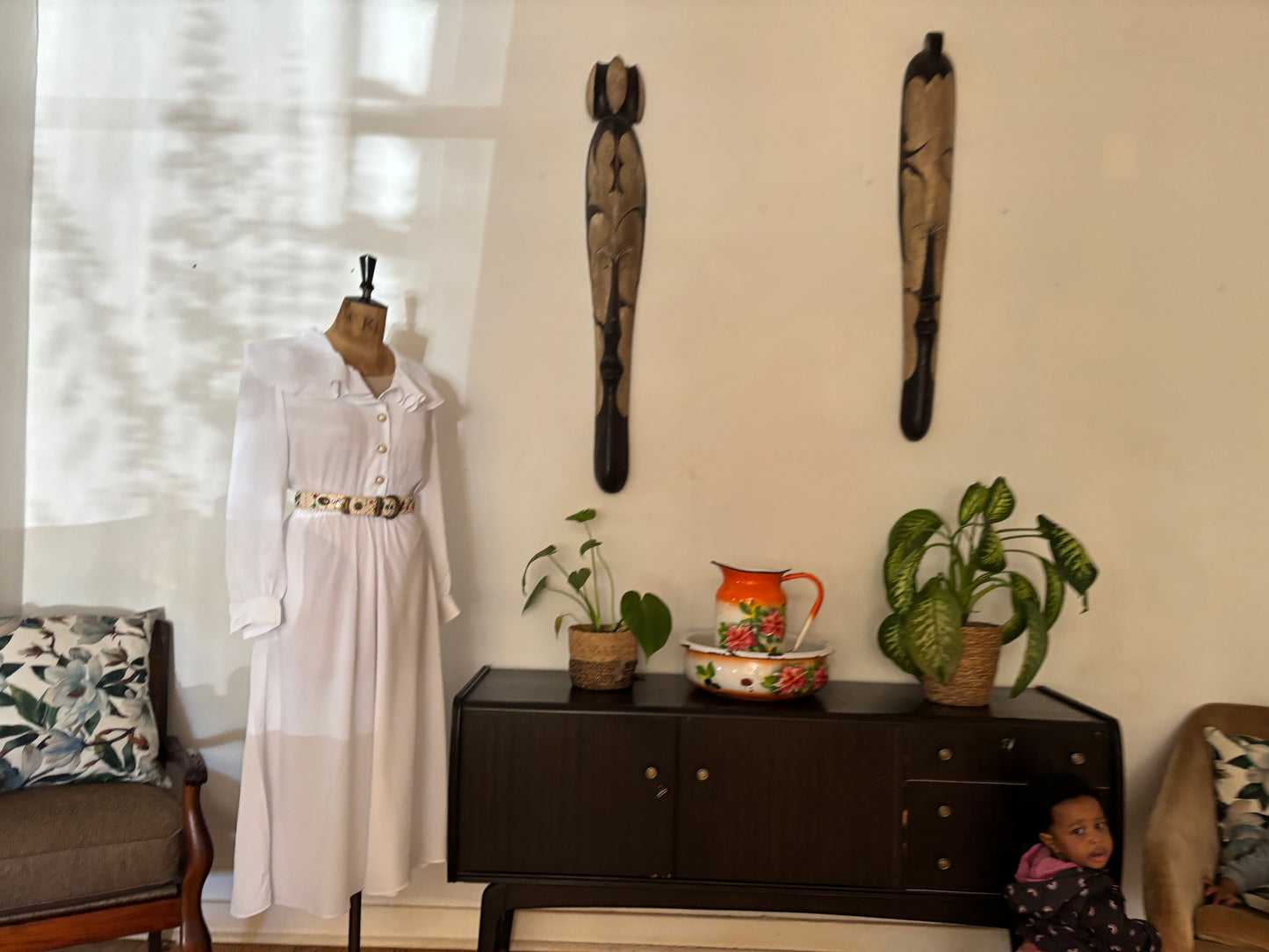 White vintage collar dress
