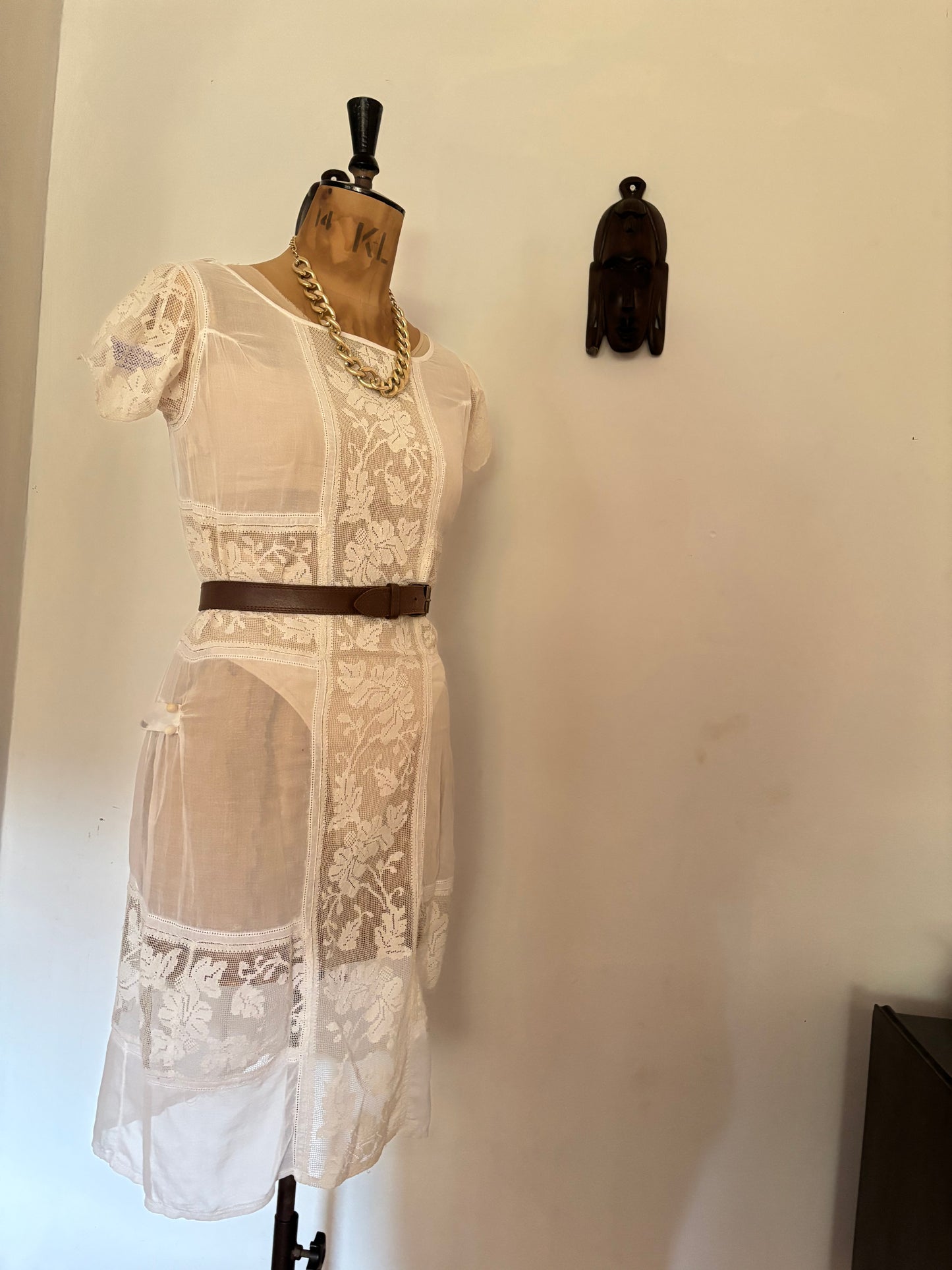 White Vintage Lace Shift Dress