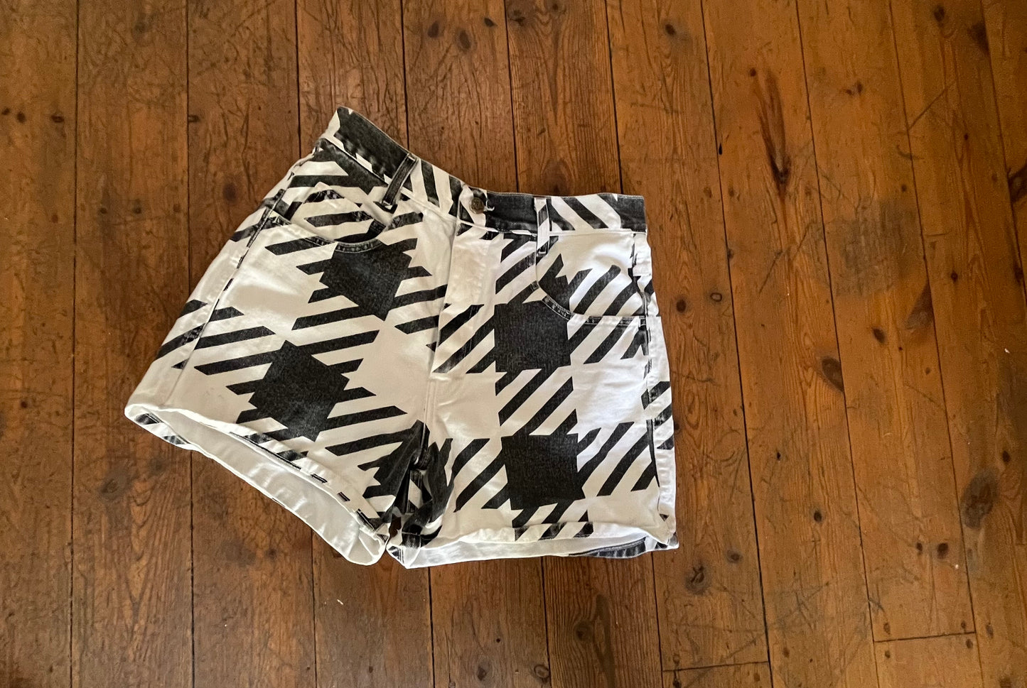 Highwaist Denim Shorts