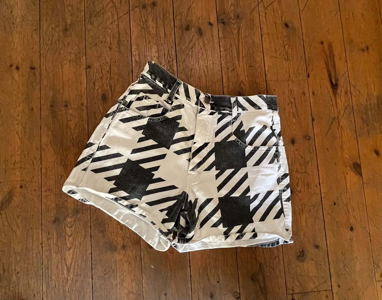 Highwaist Denim Shorts