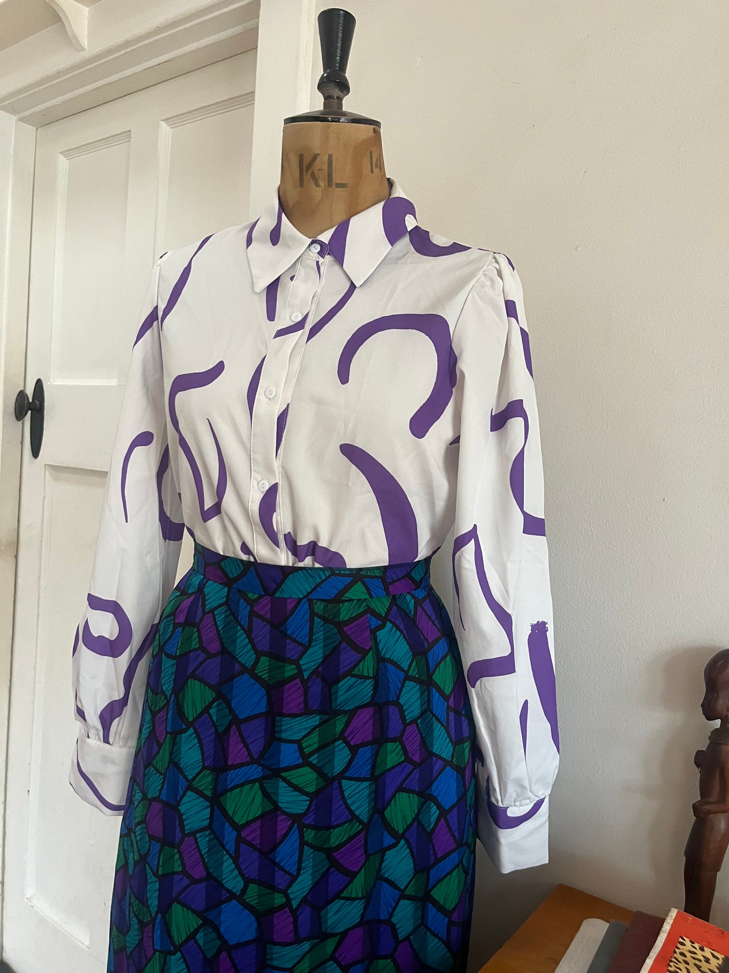 Paint print 90s blouse