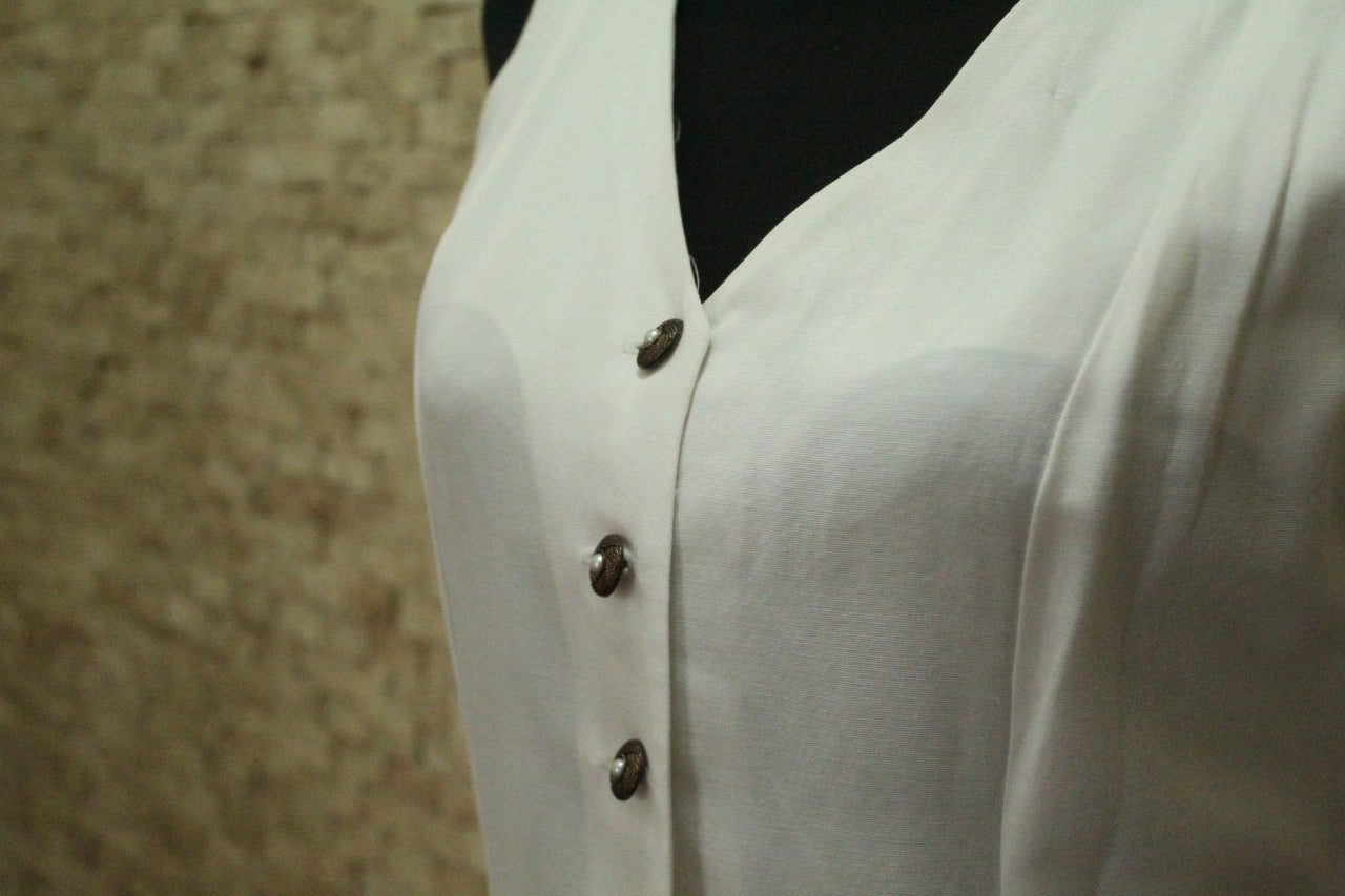 Sleeveless button down dress