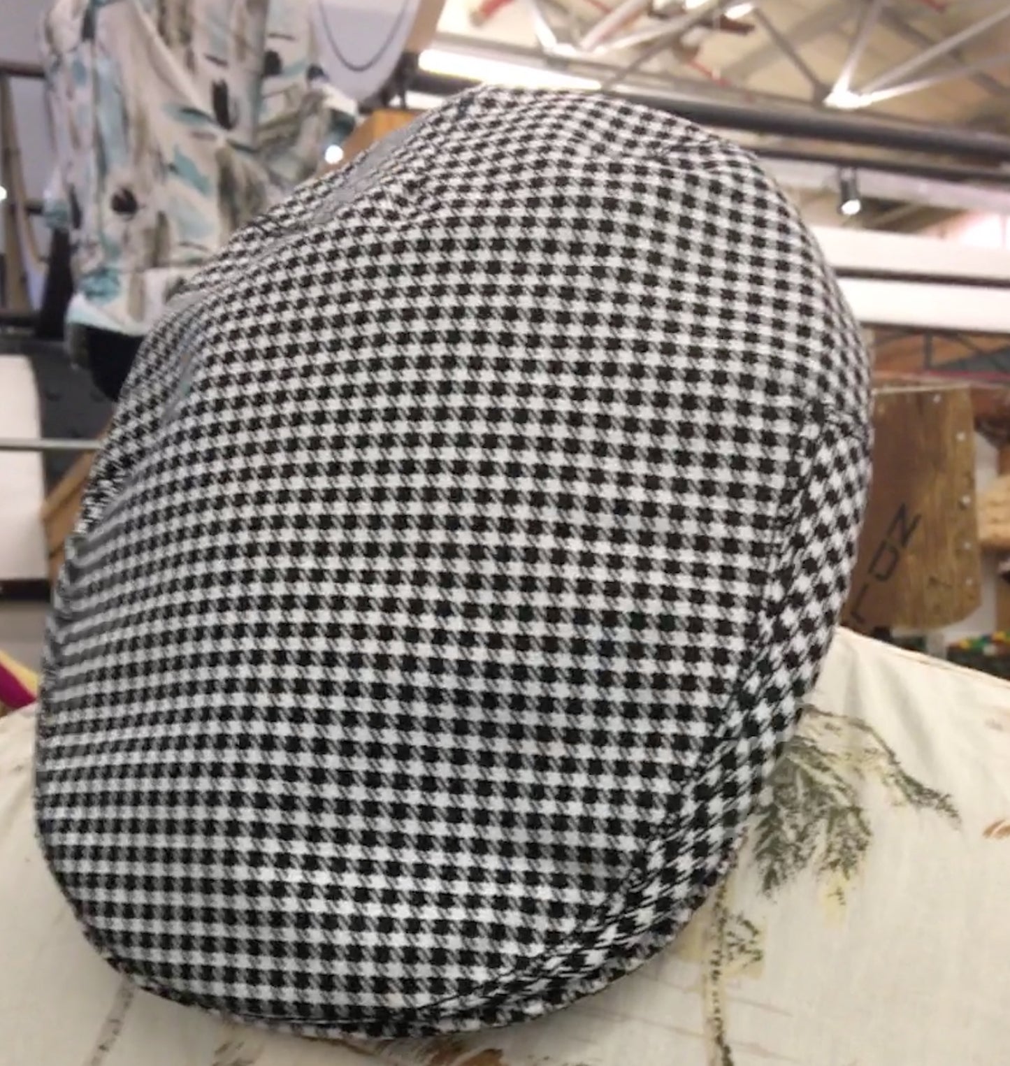 Black & White Scotch Cap