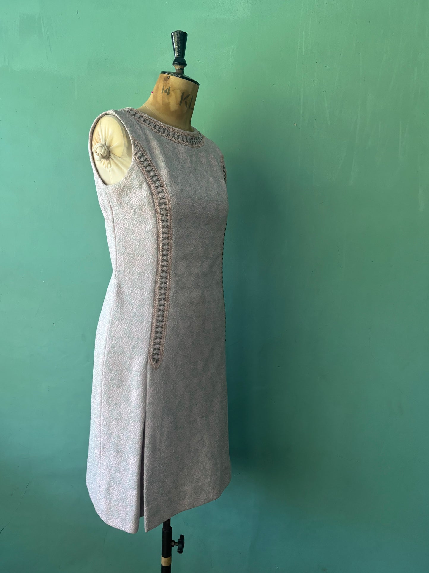 Grey & Pink 60s Vintage Shift Dress