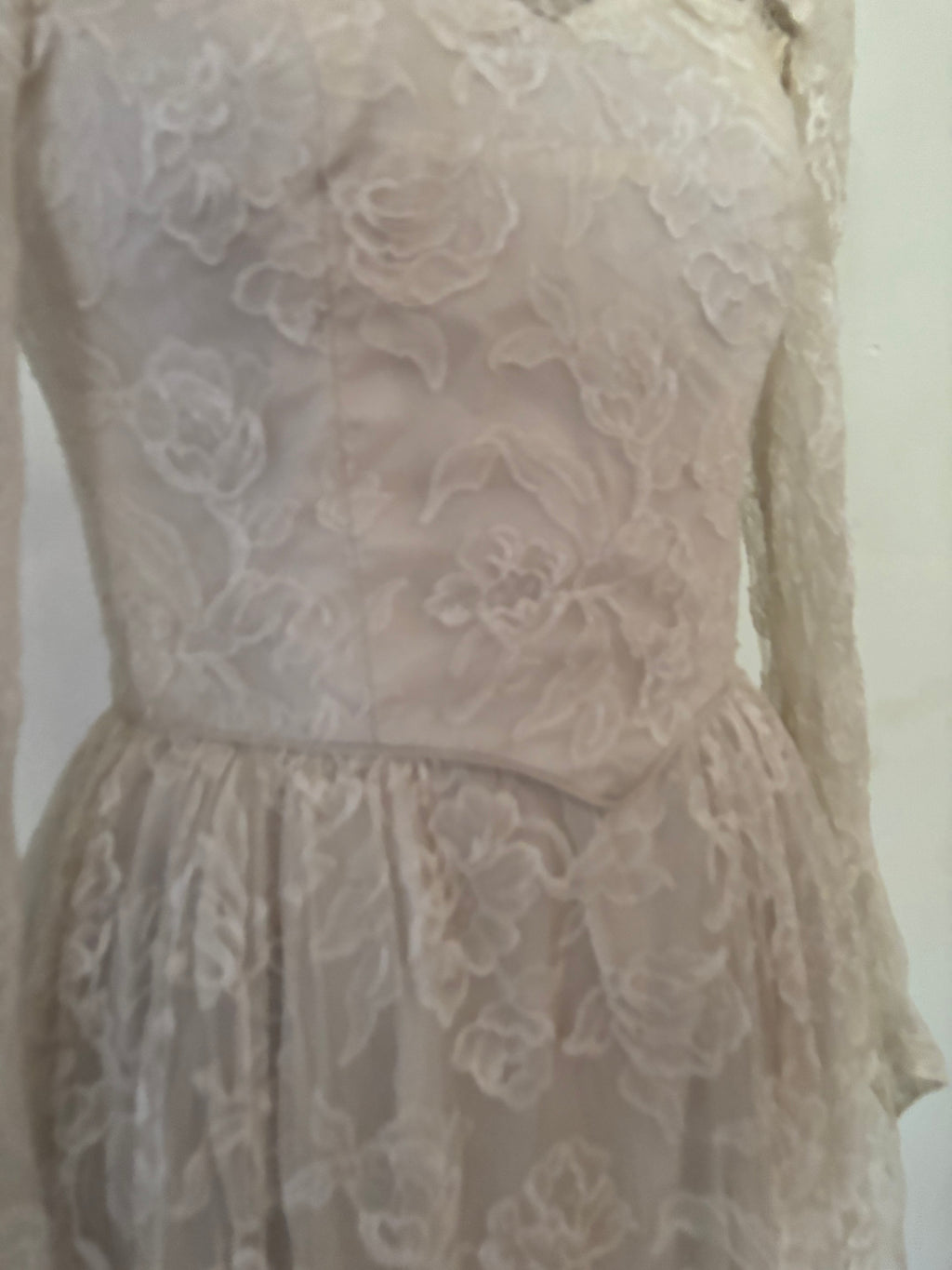 Vintage Lace Wedding Dress