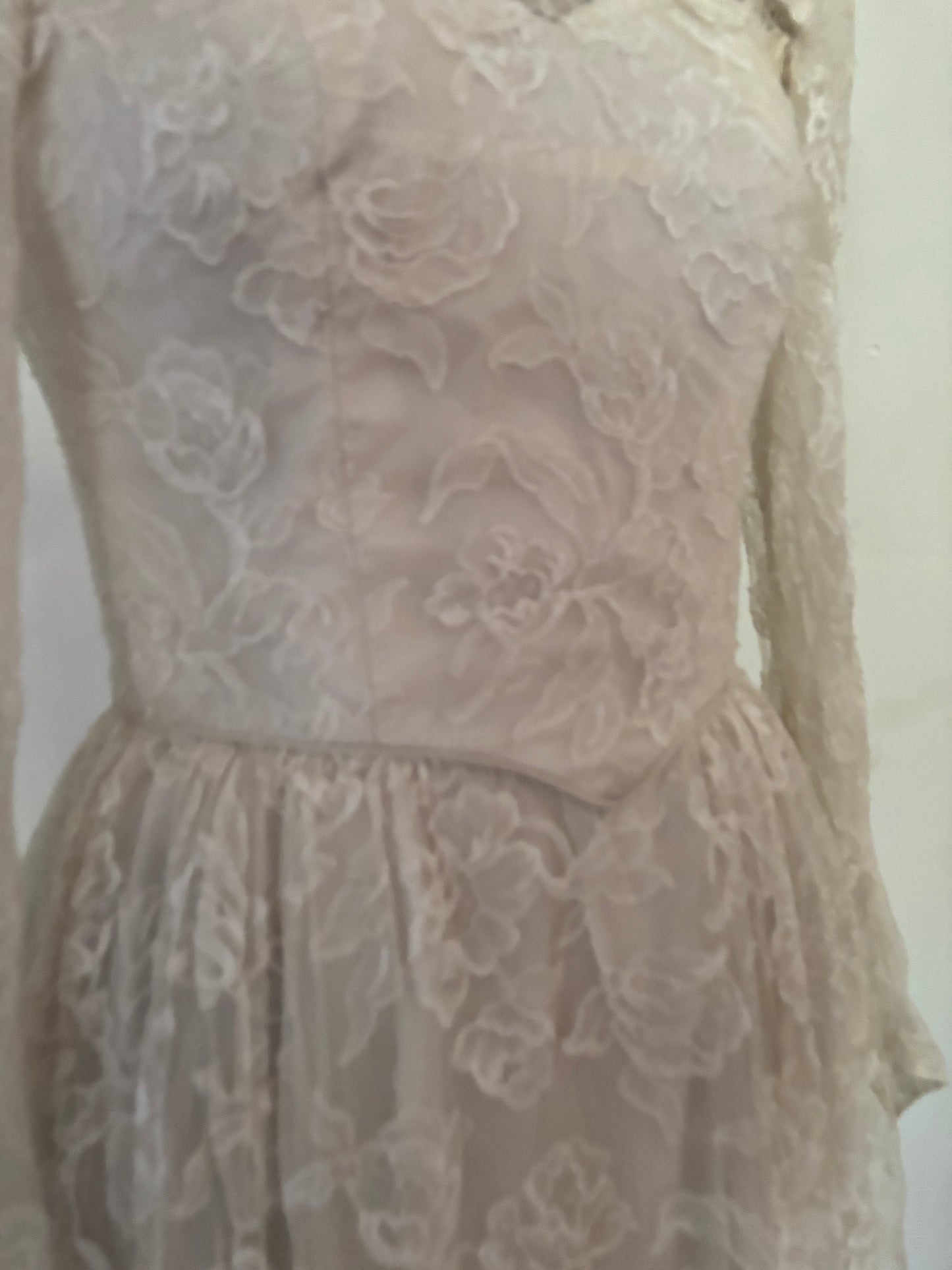 Vintage Lace Wedding Dress