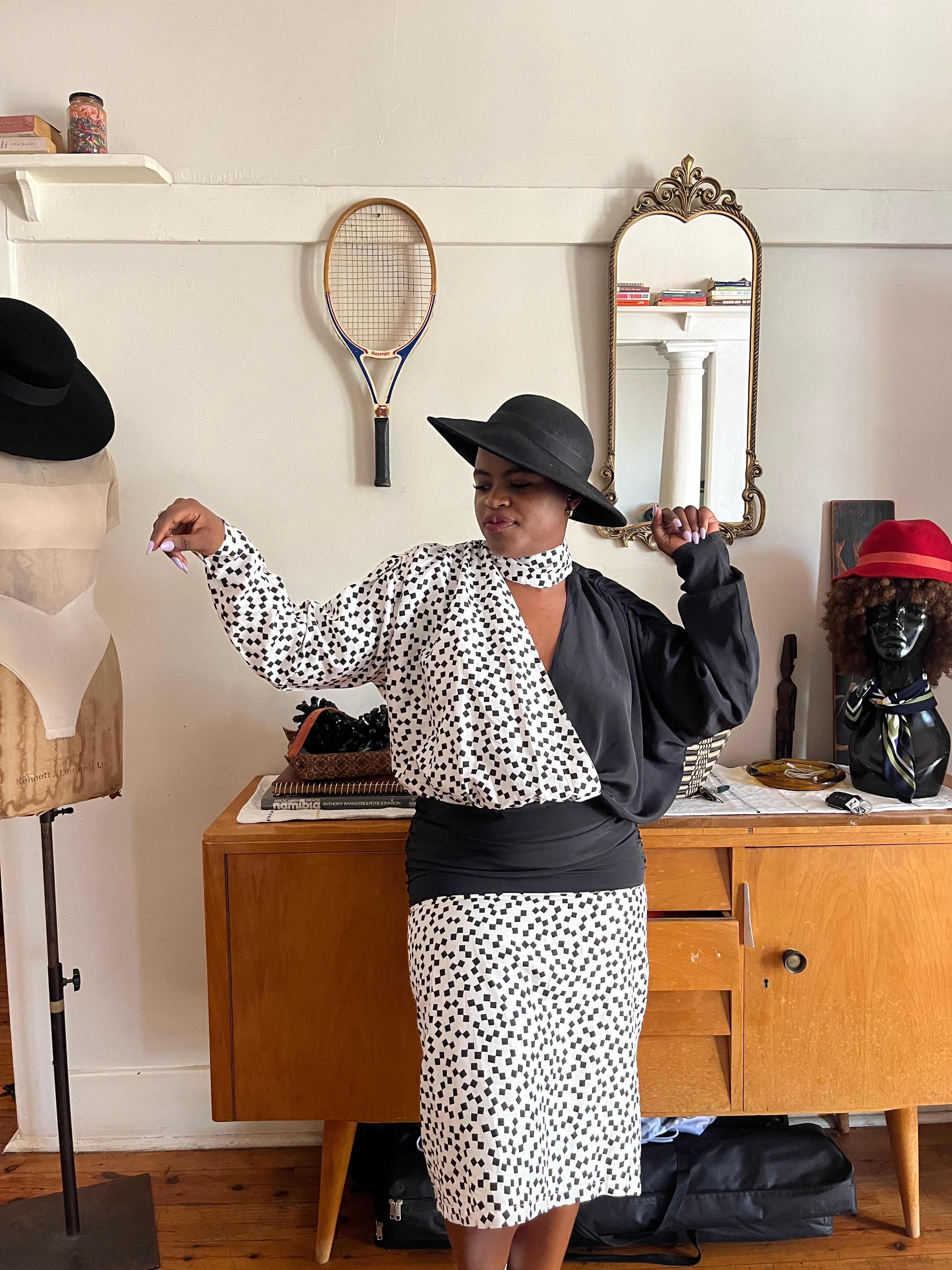 90s Monochrome Drop-waist Vintage Dress