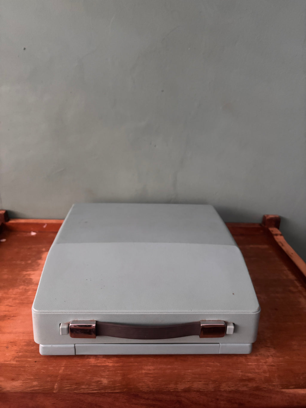 Royal 200 Vintage Typewriter