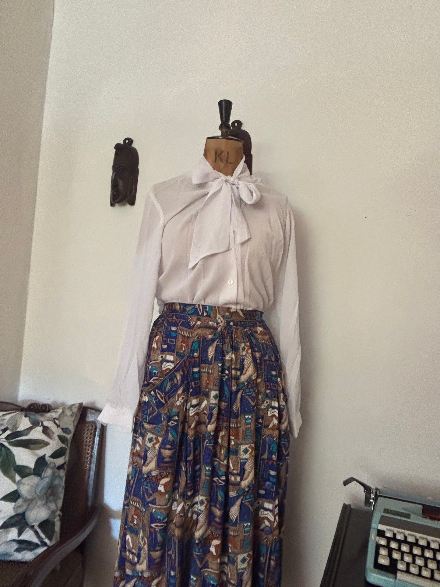 Chiffon Pussybow Vintage Blouse