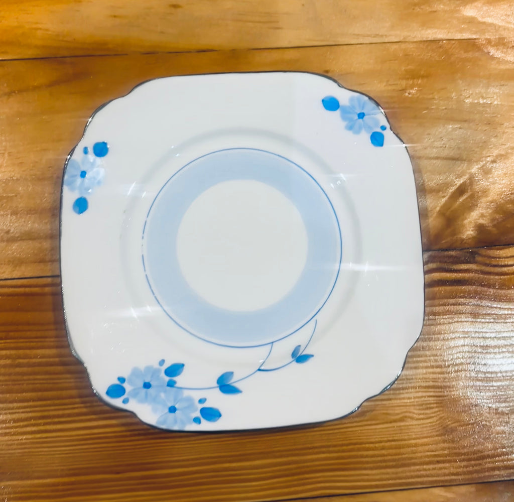 Royal Standard Vintage Side Plates