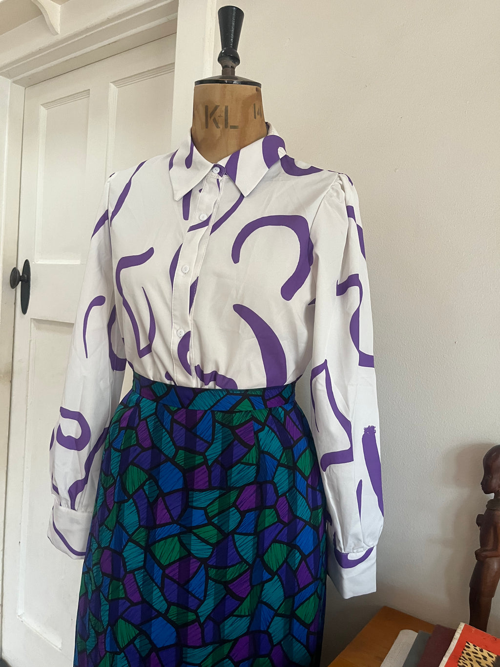 Paint print 90s blouse