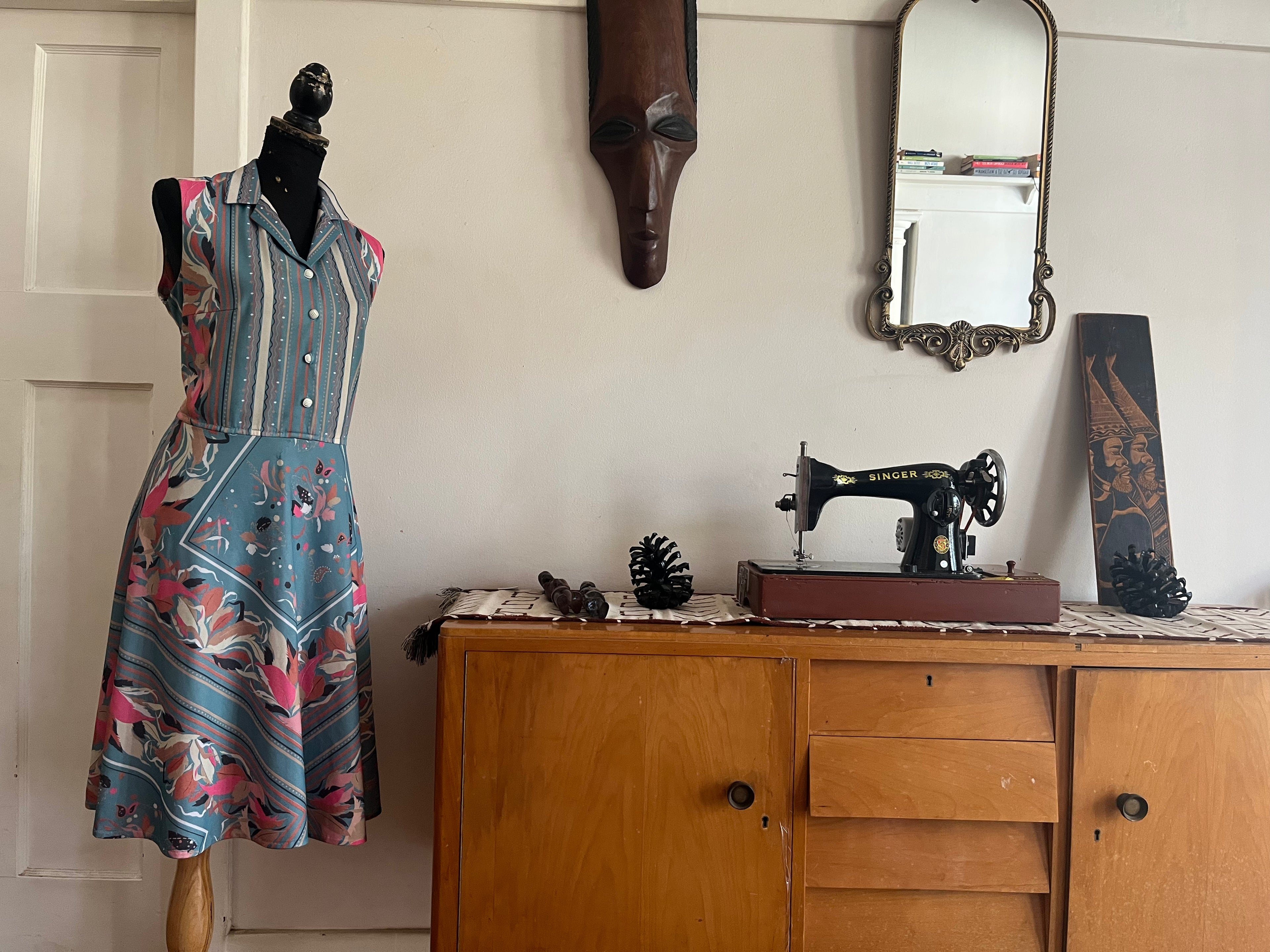 Sleeveless Vintage Print Dress