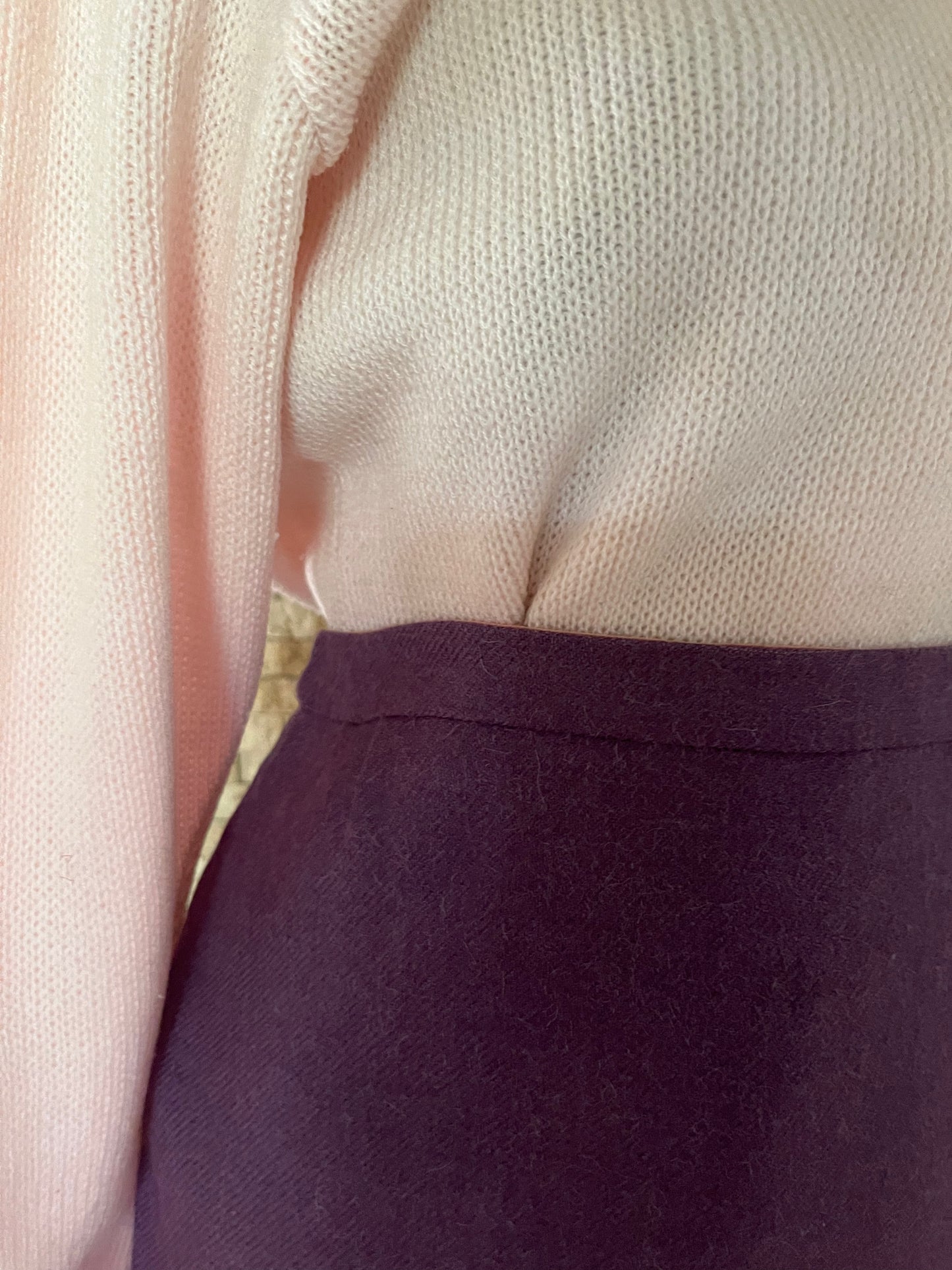 Mauve Wool Pencil Skirt